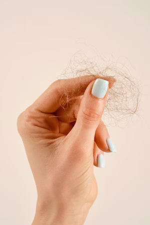 Best Hair Fall Treatment in Pakistan (Complete Guide)